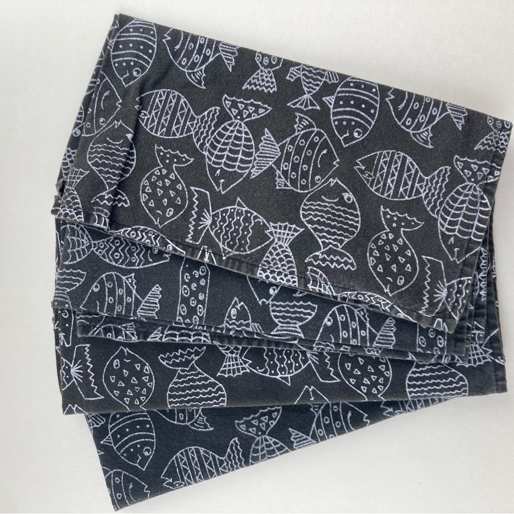4 Fun Elegant Fish Pattern Cotton Napkins Table Linens - Black and White